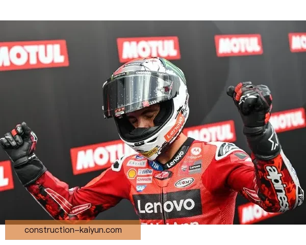 MotoGP新赛季焦点战报：车手转会与冠军争夺全面升级再掀高潮