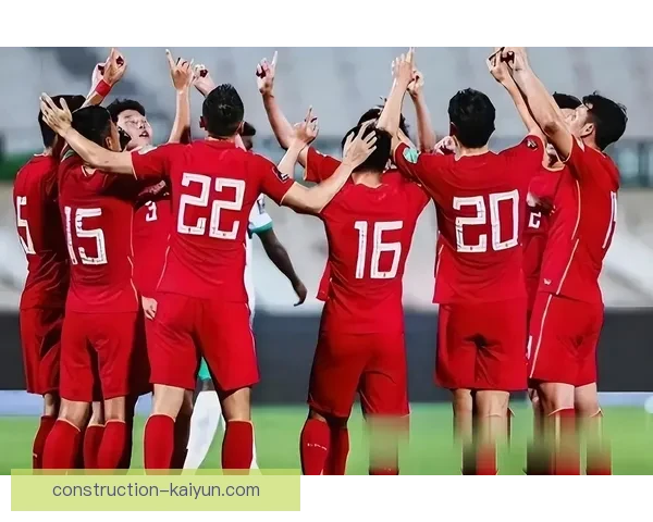 国家队绝杀晋级决赛球迷沸腾创历史新篇章再现拼搏精神引爆全场热潮