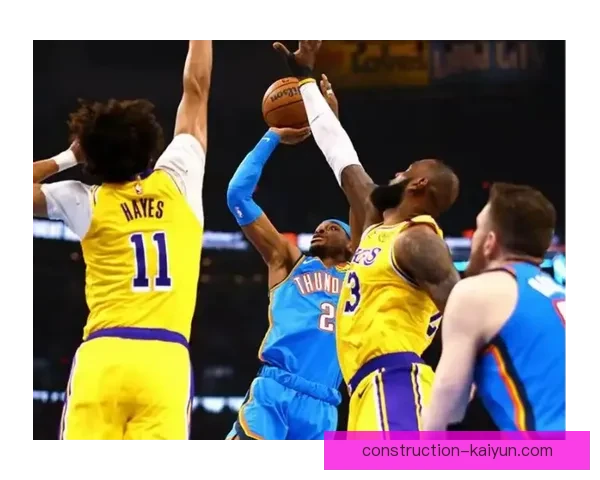 詹姆斯领衔湖人强势反弹西部格局再起波澜聚焦季后赛席位争夺战升级