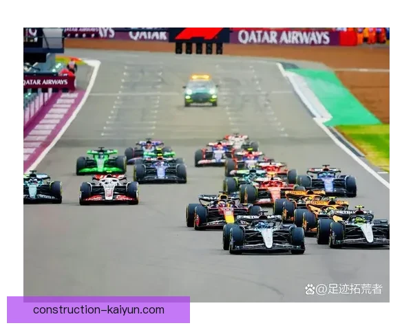 F1赛季最新动态揭晓车队策略与顶尖车手精彩对决