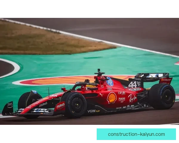 梅赛德斯在新赛季F1中表现抢眼引发车迷热议