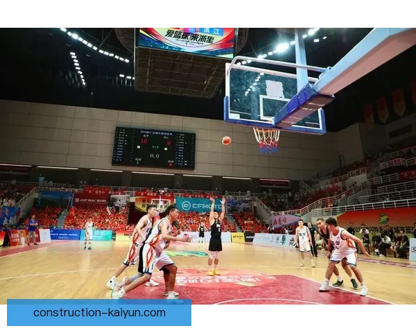 中国篮球联赛迎来新赛季，豪华阵容激战正酣，球迷热情高涨期待冠军争夺